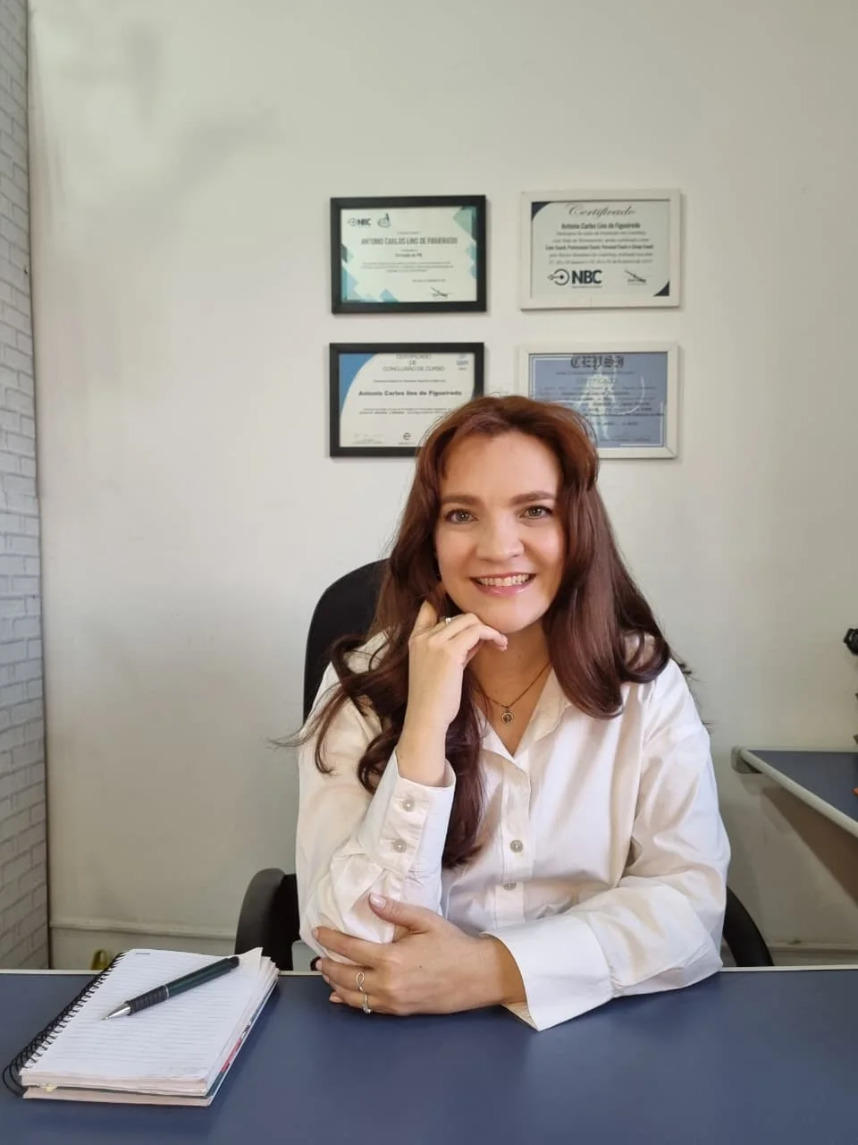 Milena Camila em consultório